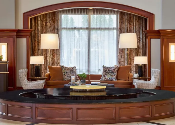Renaissance Shoals Resort & Spa